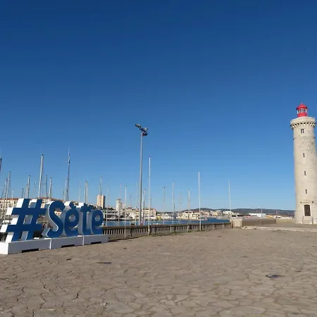 Studio Sete, 1 Piece, 4 Personnes - Fr-1-338-116 Sète